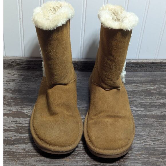 Minnetonka Women's Tan Mid Calf Suede Faux Fur Slip On Boots Size 8 M - Picture 2 of 7